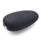 JE JOUE - KLITORALNI VIBRATOR I MASAŽER BLACK